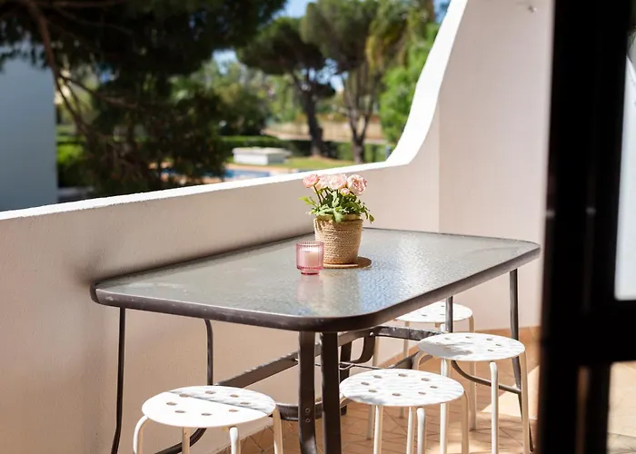 Pedro - Vilamoura * Quarteira