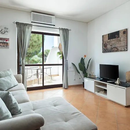 Pedro - Vilamoura * Quarteira