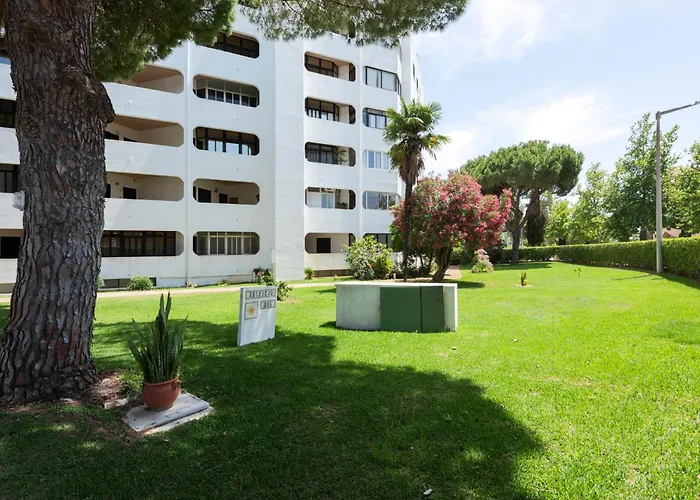 Pedro - Vilamoura * Quarteira